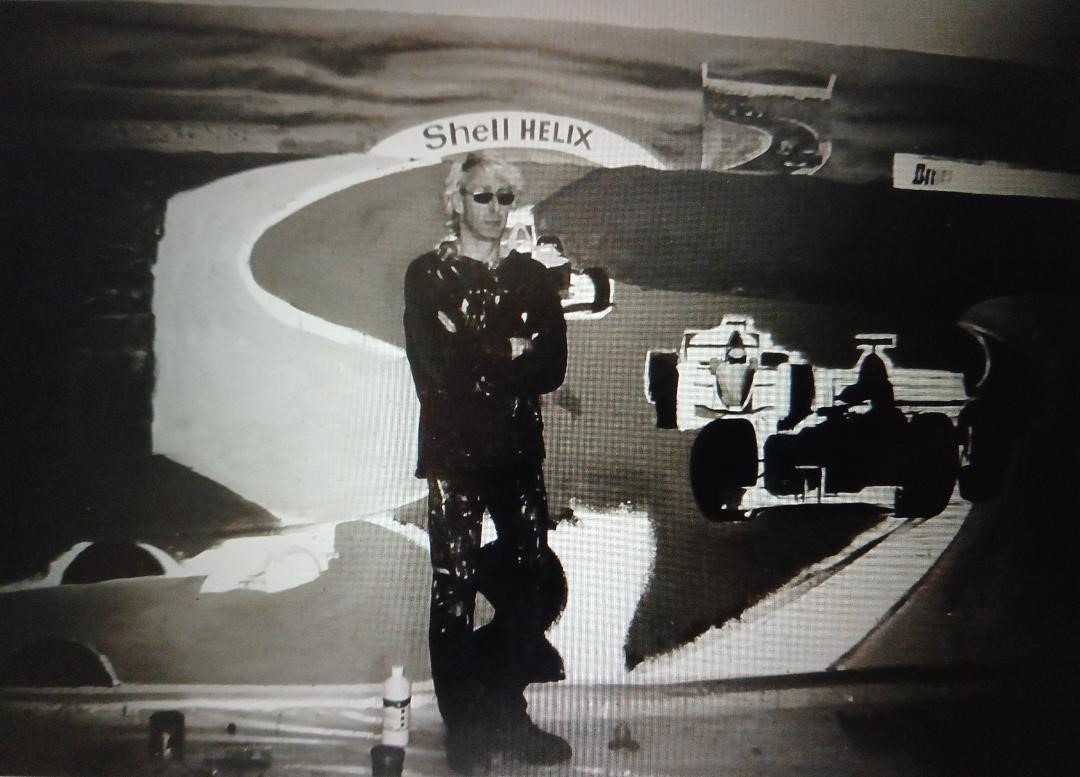 At work in Rockanje, a racetrack mural.